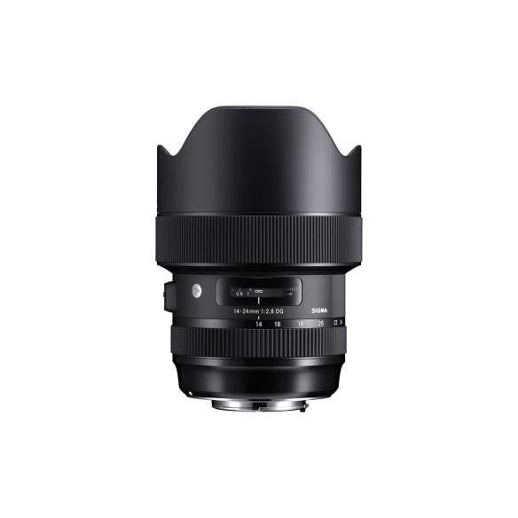 14-24mm F2.8 DG HSM | A glass view + hood