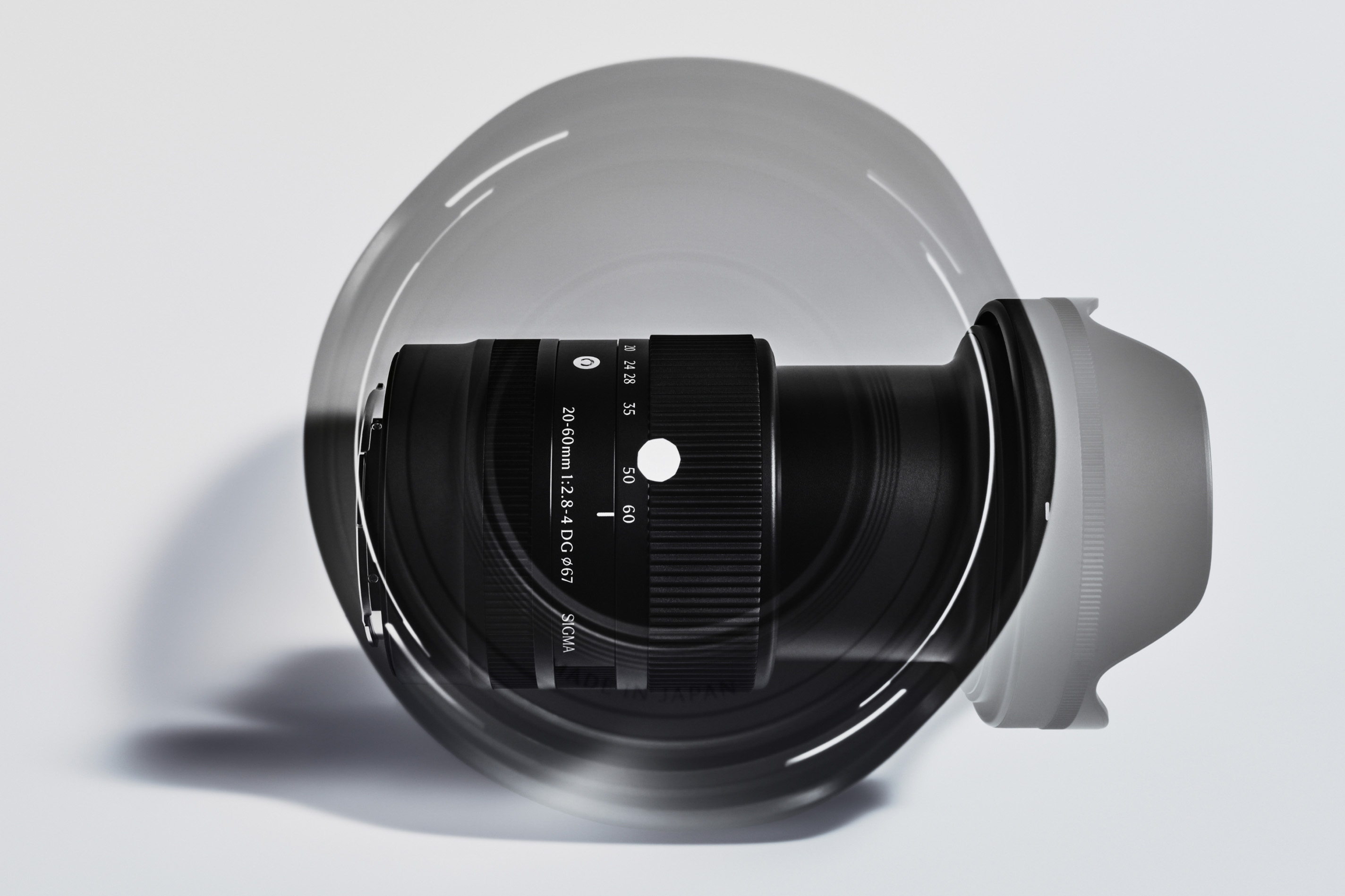 SIGMA 20-60mm F2.8-4 DG | Contemporary Lens | SIGMA Corporation of